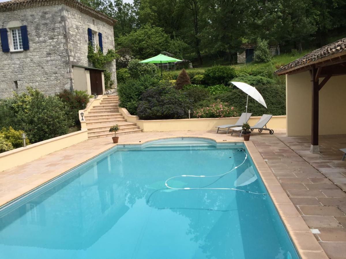 شقة Bergerie Le Vieux Manoir Valeilles المظهر الخارجي الصورة